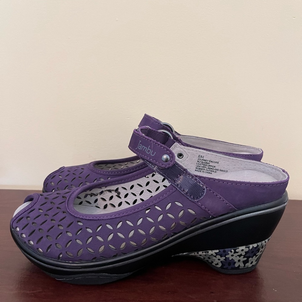 Jambu slip on clogs